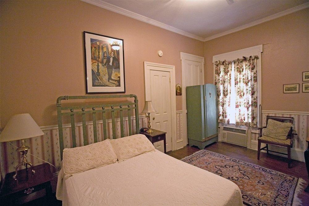 Fairchild House Bed & Breakfast New Orleans Exterior photo